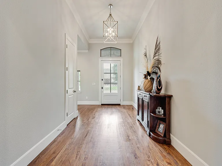704 Winding Ridge Trl — Photo 6