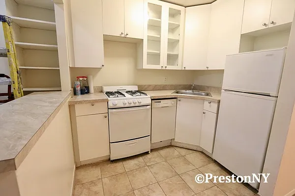 Rented by JM Preston Properties LLC | media 3