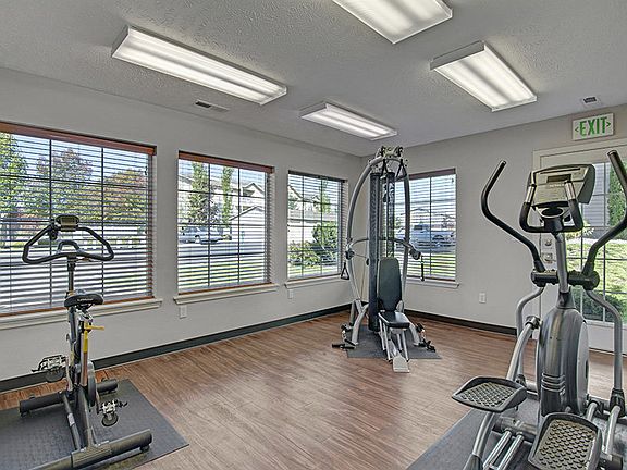 4th image of 1225 E Westview Ct #1221