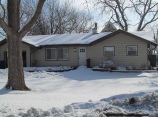 5435 Westview Ln, Lisle, IL 60532