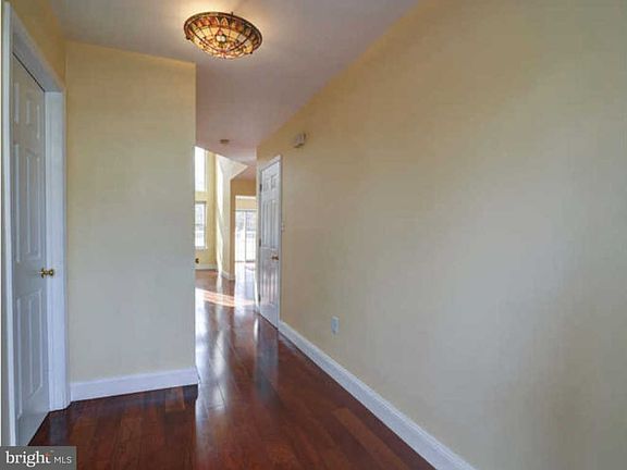 2nd image of 305 Pebble Creek Ct