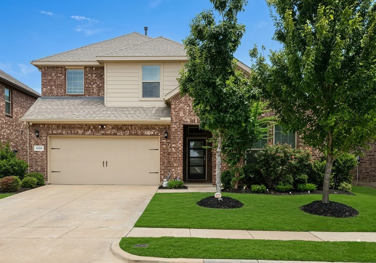4 bed, 2292 sqft, $2,700 — Photo 1