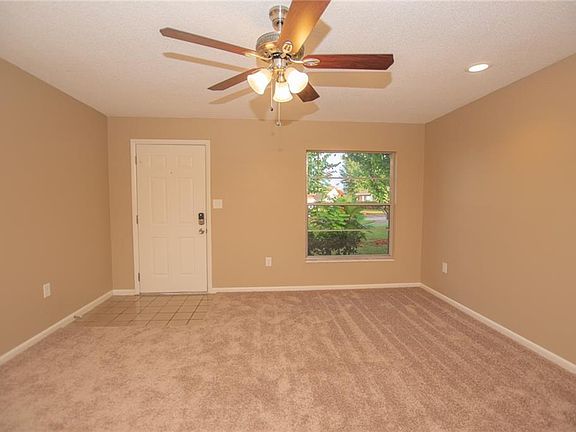 2nd image of 6482 Mainsail Ct