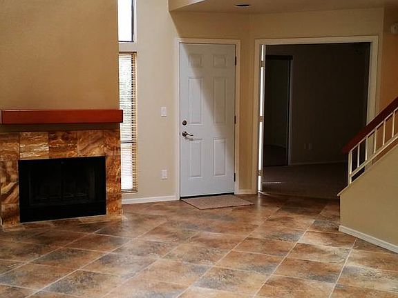3rd image of 18 E Coral Gables Dr