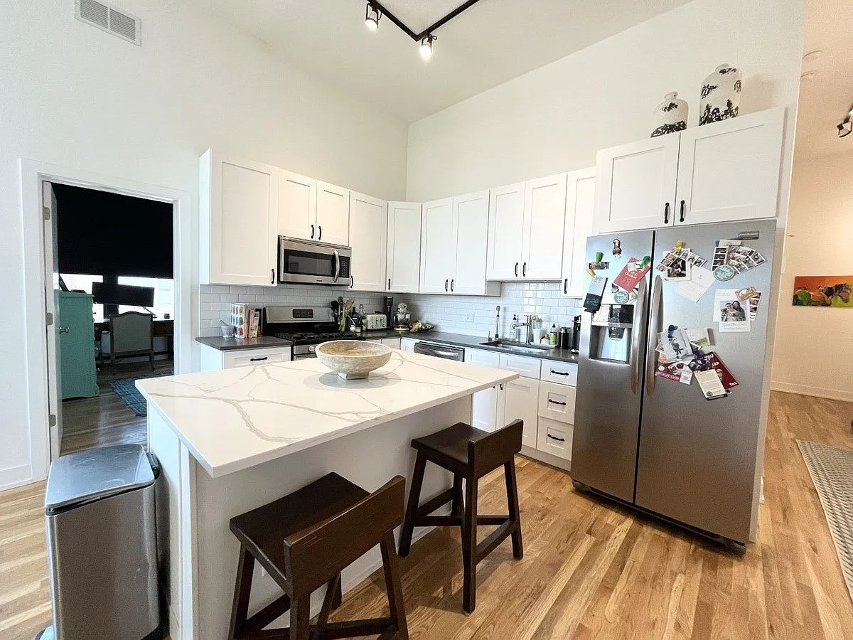 1348 N. Milwaukee Ave. — Photo 2