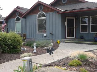 737 E Black Butte Ave, Sisters, OR 97759