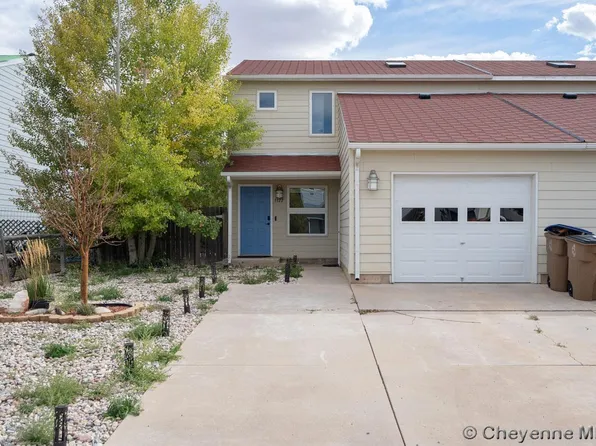 1122 Palmer Dr, Laramie, WY 82070