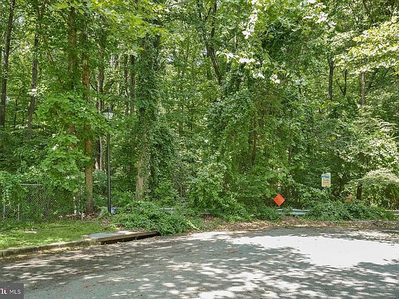2nd image of 9515 Piscataway Rd