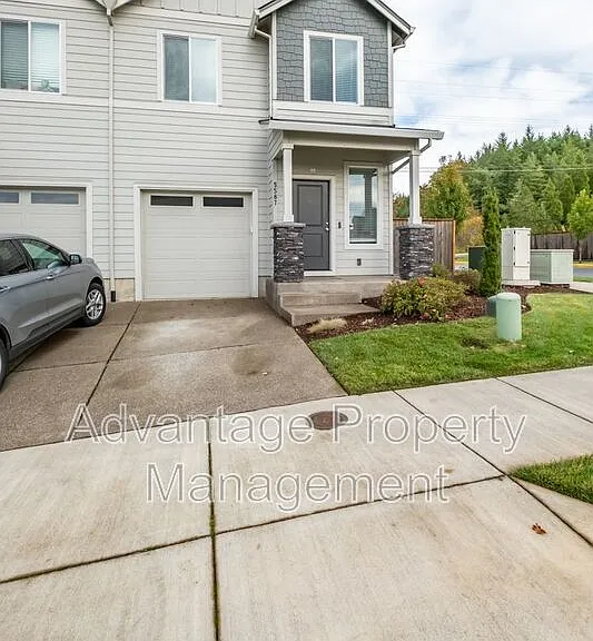 5587 NW Torchcrest Pl — Photo 5