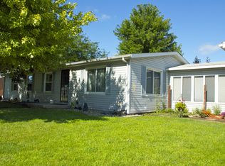 106 N Market St, Ogden, IL 61859