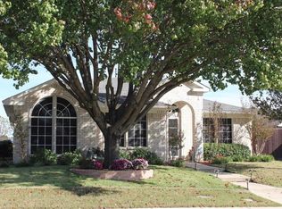 1121 Raleigh Dr, Lewisville, TX 75077