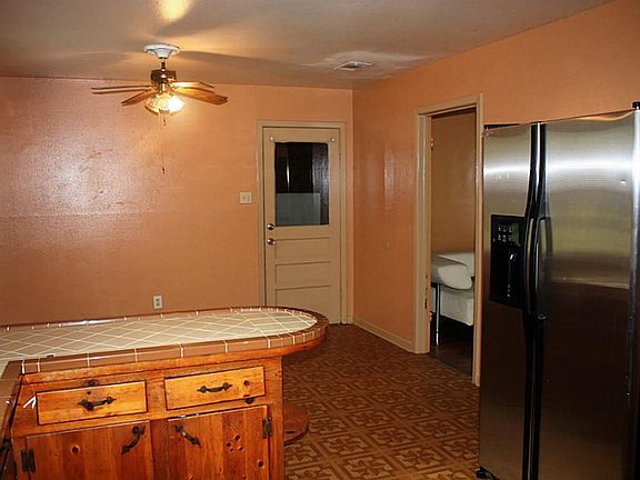 5th image of 2015 Antoine Dr