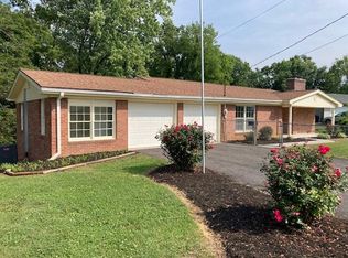 821 Commanche Dr, Newport, TN 37821