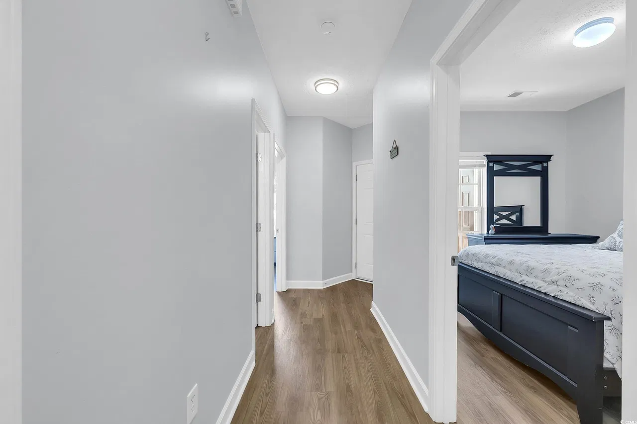 106 Westhaven Dr — Photo 2