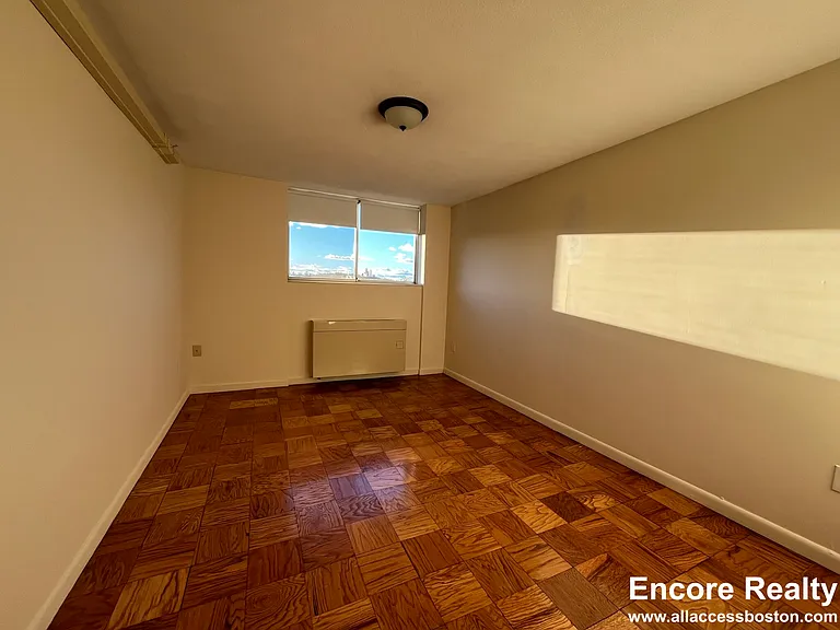 17 Monmouth Ct #M — Photo 19