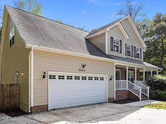 2nd image of 2230 Greenwood Court