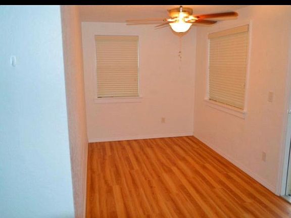 2nd image of 10726 72nd Ave Unit 1