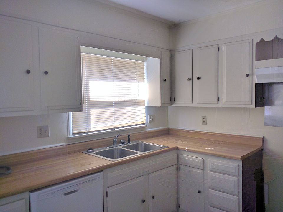 2nd image of 117 Tucker Rd