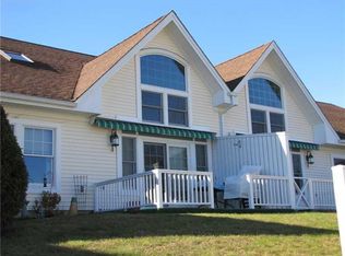 101 Dockside Ln #10, Belfast, ME 04915