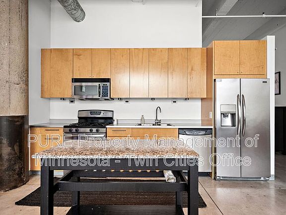 4th image of 700 Washington Ave N Unit 523