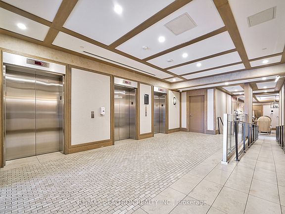 4th image of 830 Lawrence Ave W Unit 2910