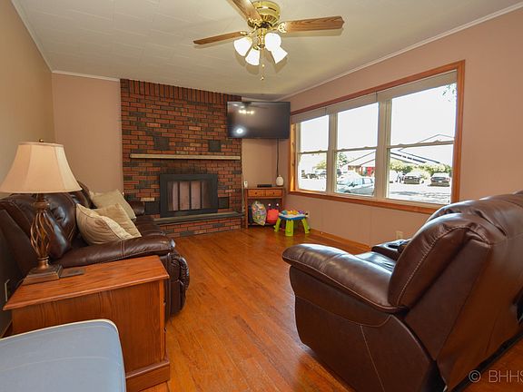 12909 15 mile rd-103