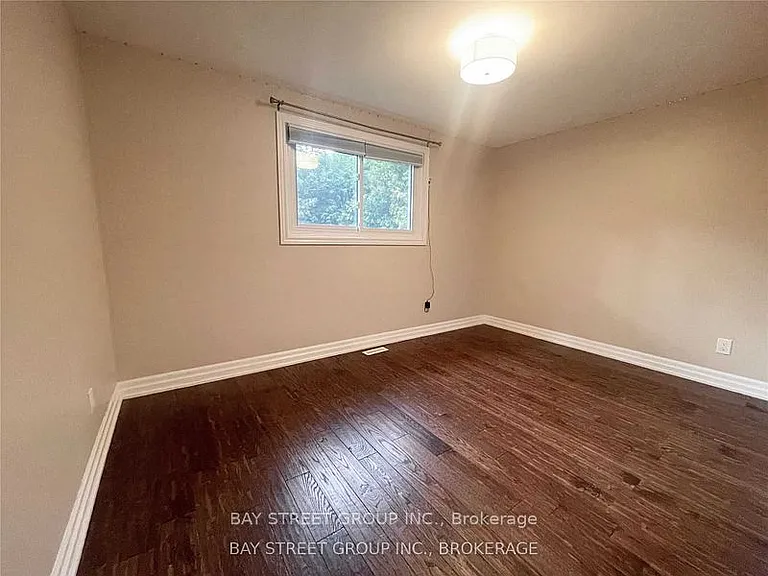 2131 Sunnyvale Dr — Photo 11