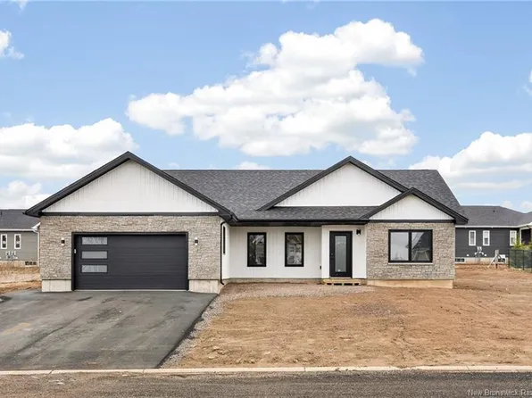 57 Kervin Cres, Moncton, NB E1H 3L4