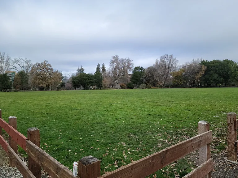 Parkside on Carmel — Photo 15