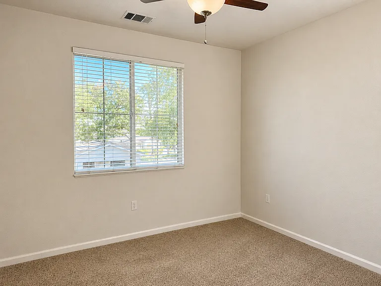 2089 Boccioni Ln — Photo 8