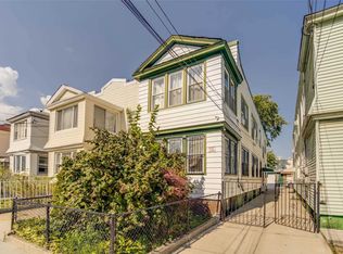 37-55 100th St, Corona, NY 11368