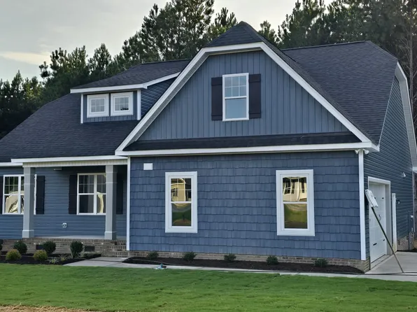 124 Freedom Ridge Dr, Smithfield, NC 27577