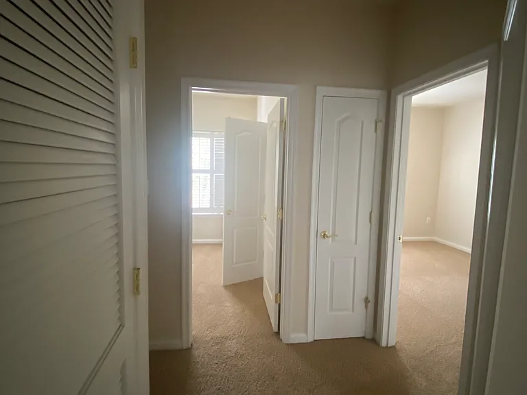 6869 Rolling Creek Way — Photo 13