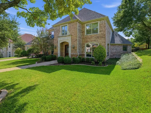 210 Black Walnut Dr, Garland, TX 75044