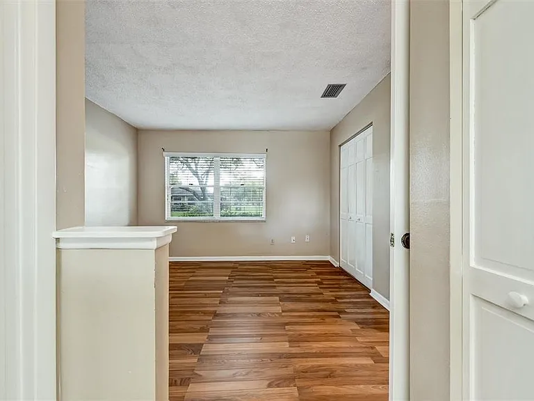 2833 Orange Tree Cir N #C — Photo 23