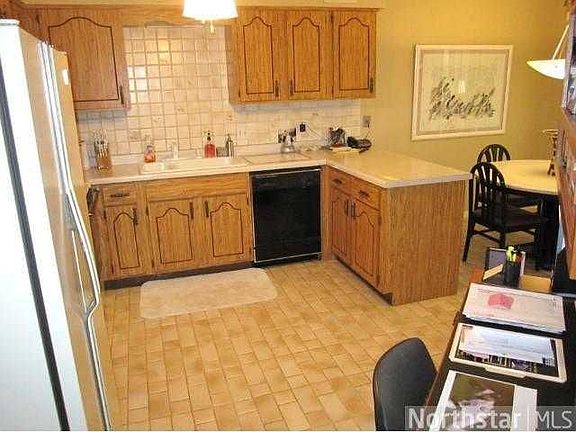 4th image of 1850 Eagle Ridge Dr #E207