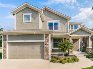 18864 W 165th Ter, Olathe, KS 66062
