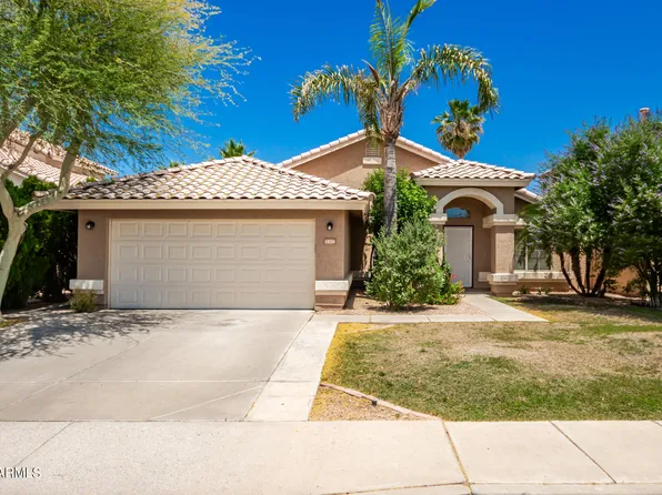 1826 E TREMAINE Avenue, Gilbert, AZ 85234