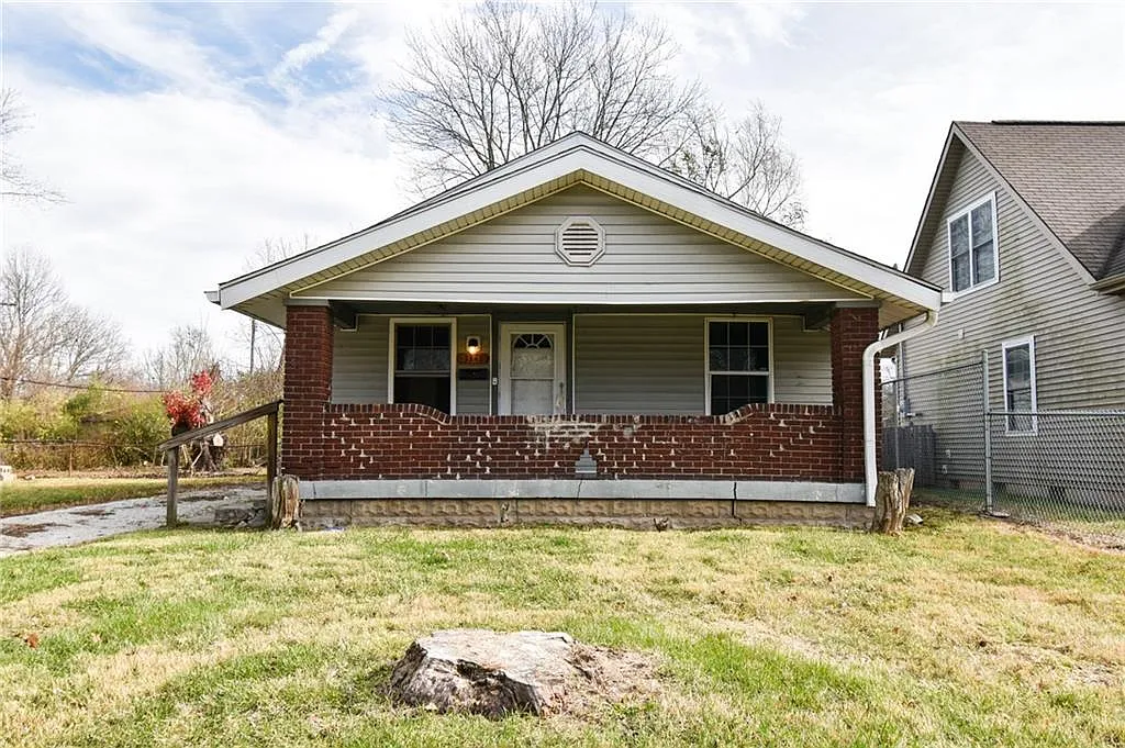 3345 Schofield Ave photo 1