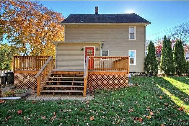 290 W Main St — Photo 3