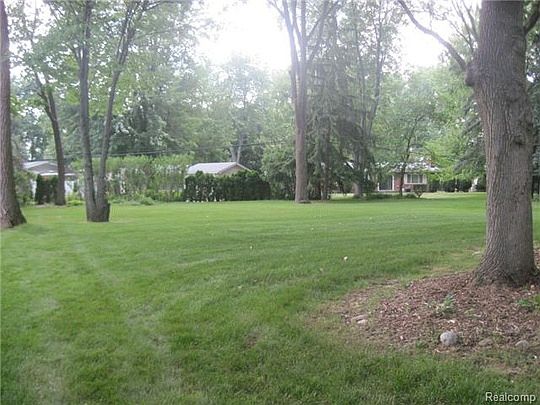 3rd image of 25509 Stonycroft Dr