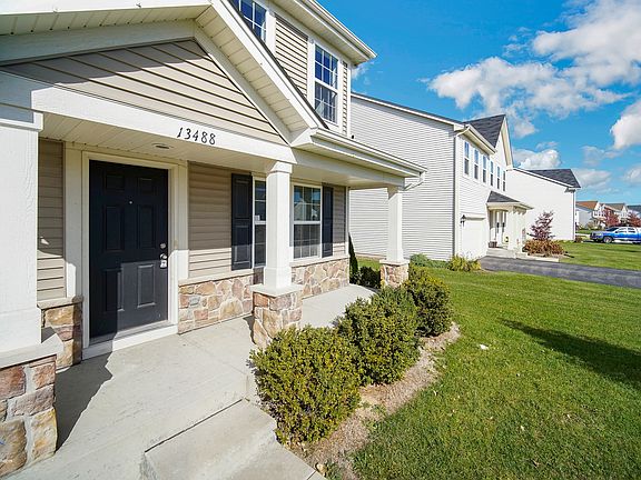 3rd image of 13488 Piccadilly Ct