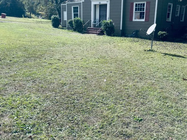 1220 Sylvian Dr, Macon, GA 31206