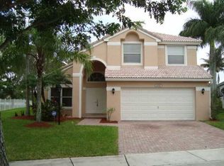 1898 NW 132nd Ave, Pembroke Pines, FL 33028