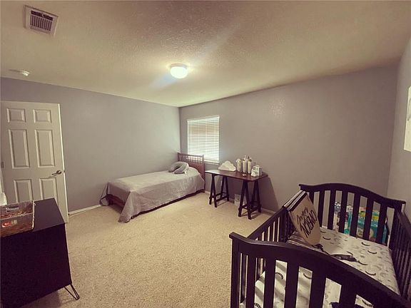 3rd image of 6508 Mundo Dr