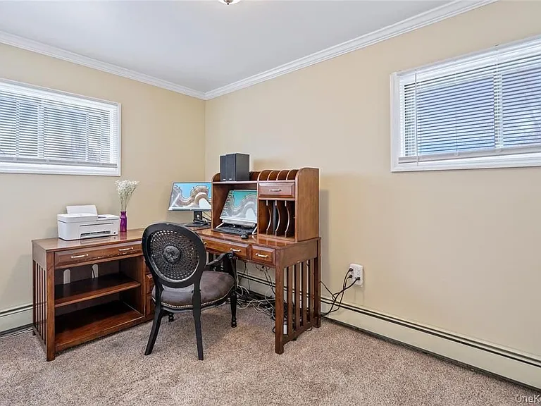 68 Summer Ln — Photo 4
