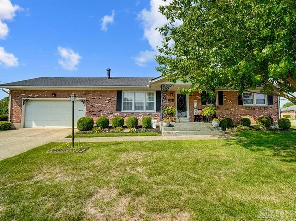 1522 Erika Dr, Springfield, OH 45503