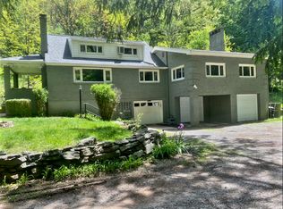 311 Redgate Rd, Sewickley, PA 15143