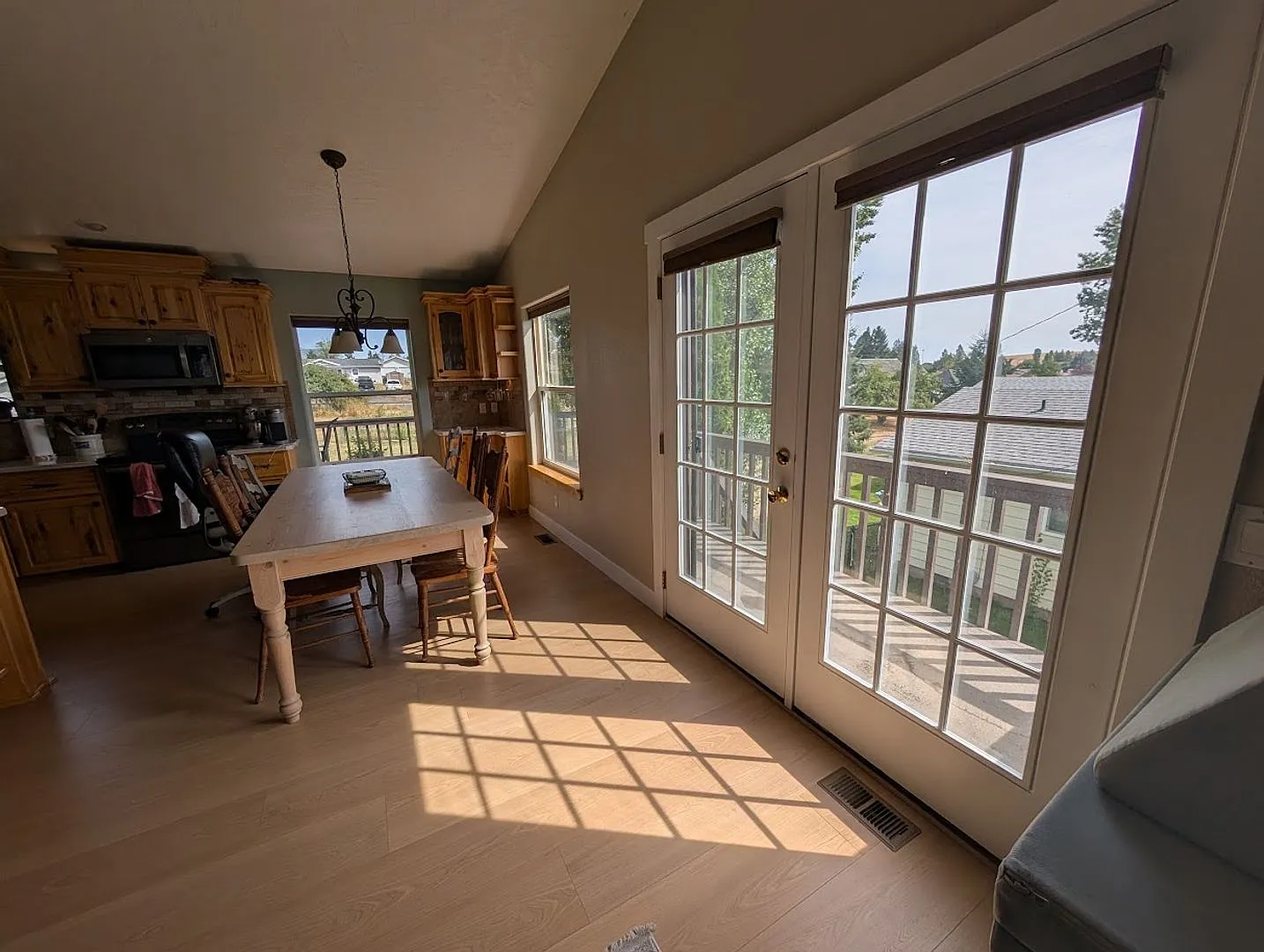 Beautiful 5 Bedroom 3 Bath Cottonwood House — Photo 3