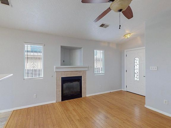 4th image of 10009 Lauren Ave SW